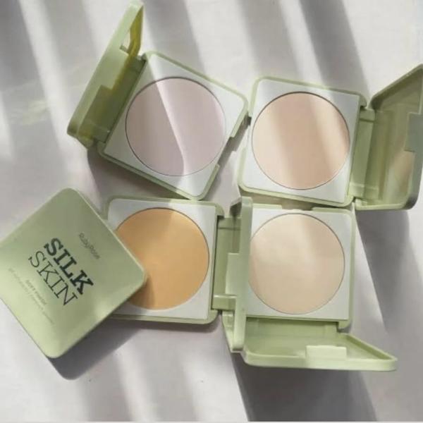 Pó Compacto Silk Skin da Ruby Rose 9,5g
